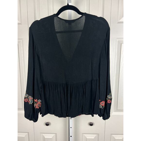 American Eagle Womens Top Blouse Small Embroidery Black Boho Bohemian V Neck - Picture 7 of 8